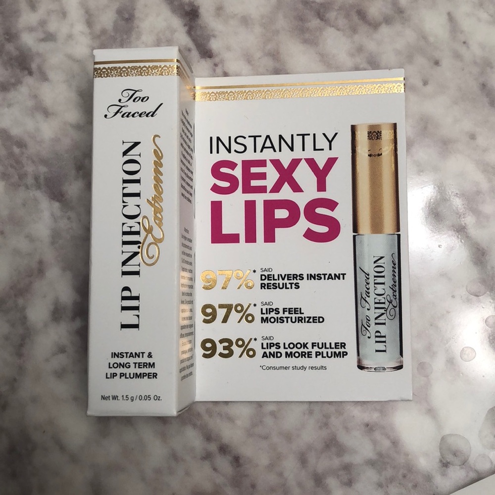 Two faced lip injection extreme